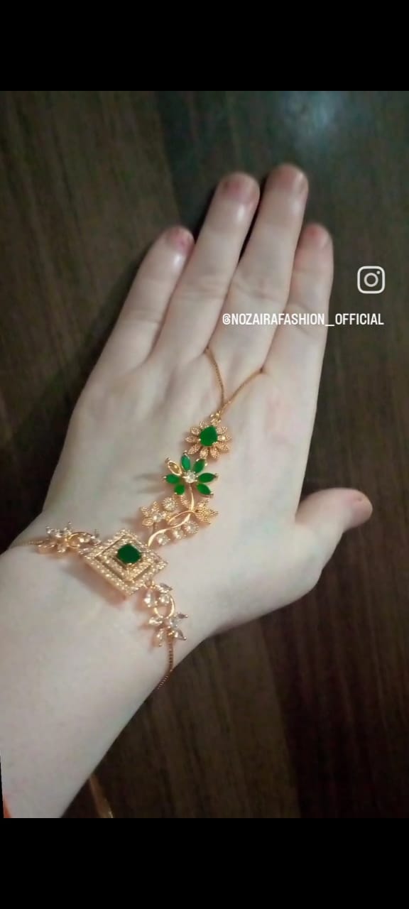 Bracelet